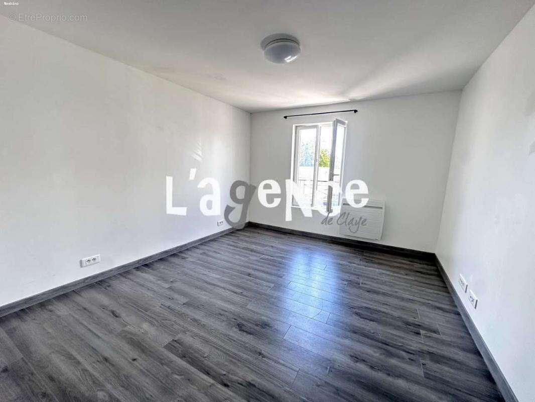 Maison à CLAYE-SOUILLY