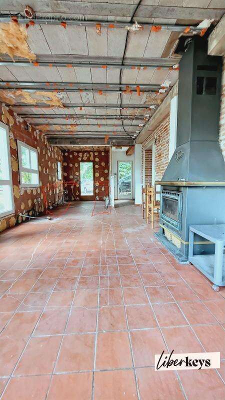 Maison à SAINT-SULPICE