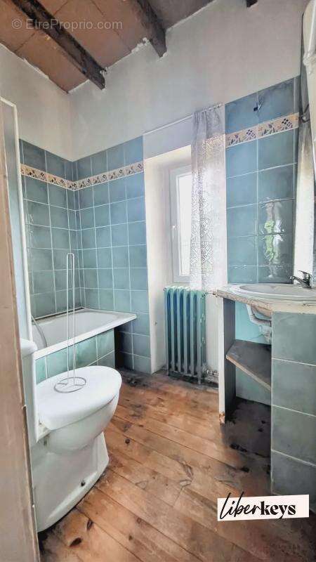 Maison à SAINT-SULPICE