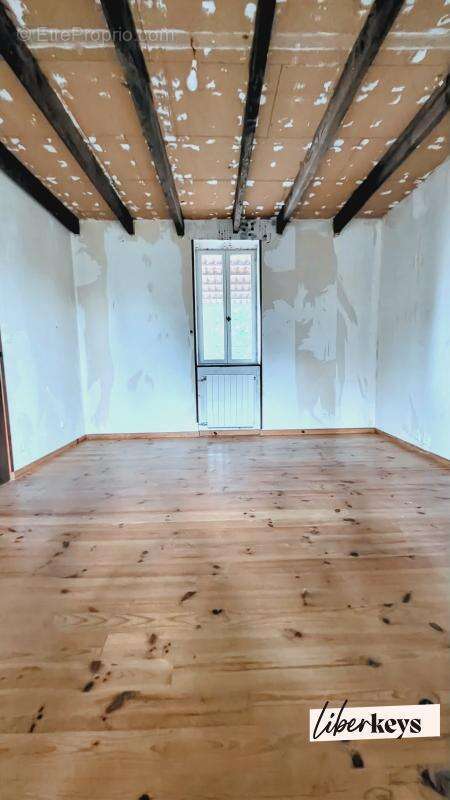 Maison à SAINT-SULPICE