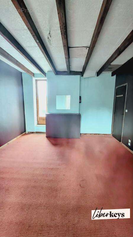 Maison à SAINT-SULPICE