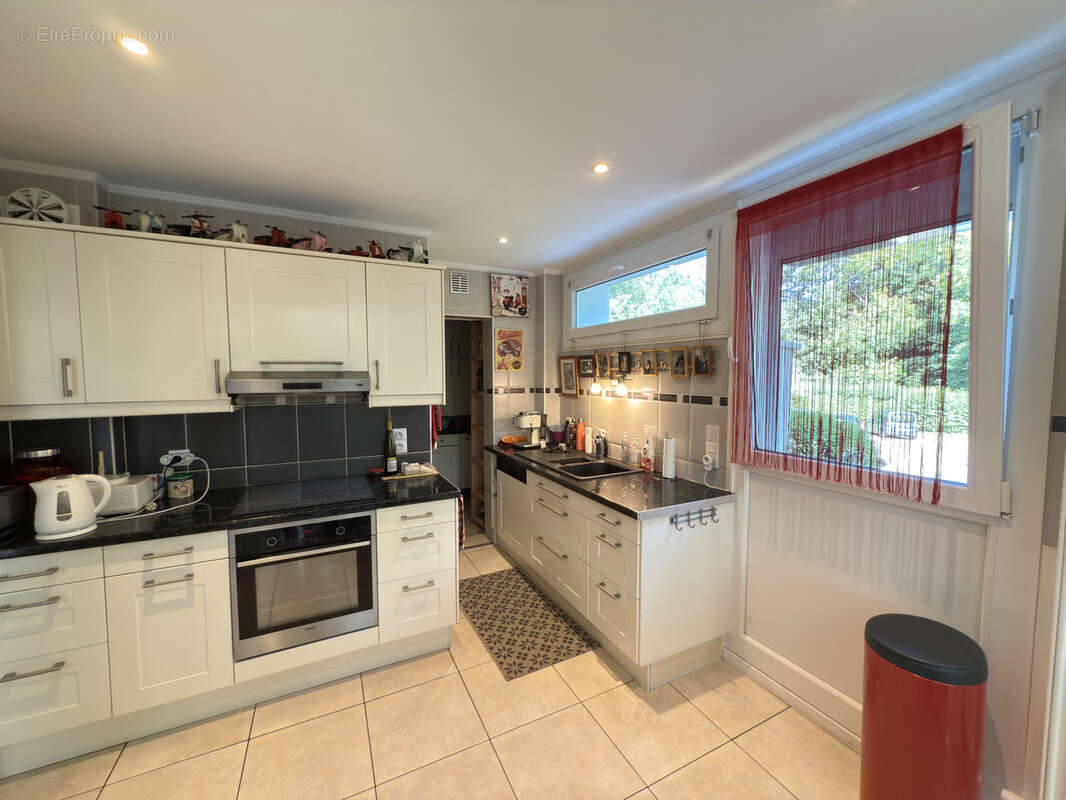 Appartement à MEYTHET