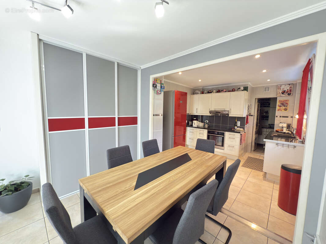 Appartement à MEYTHET