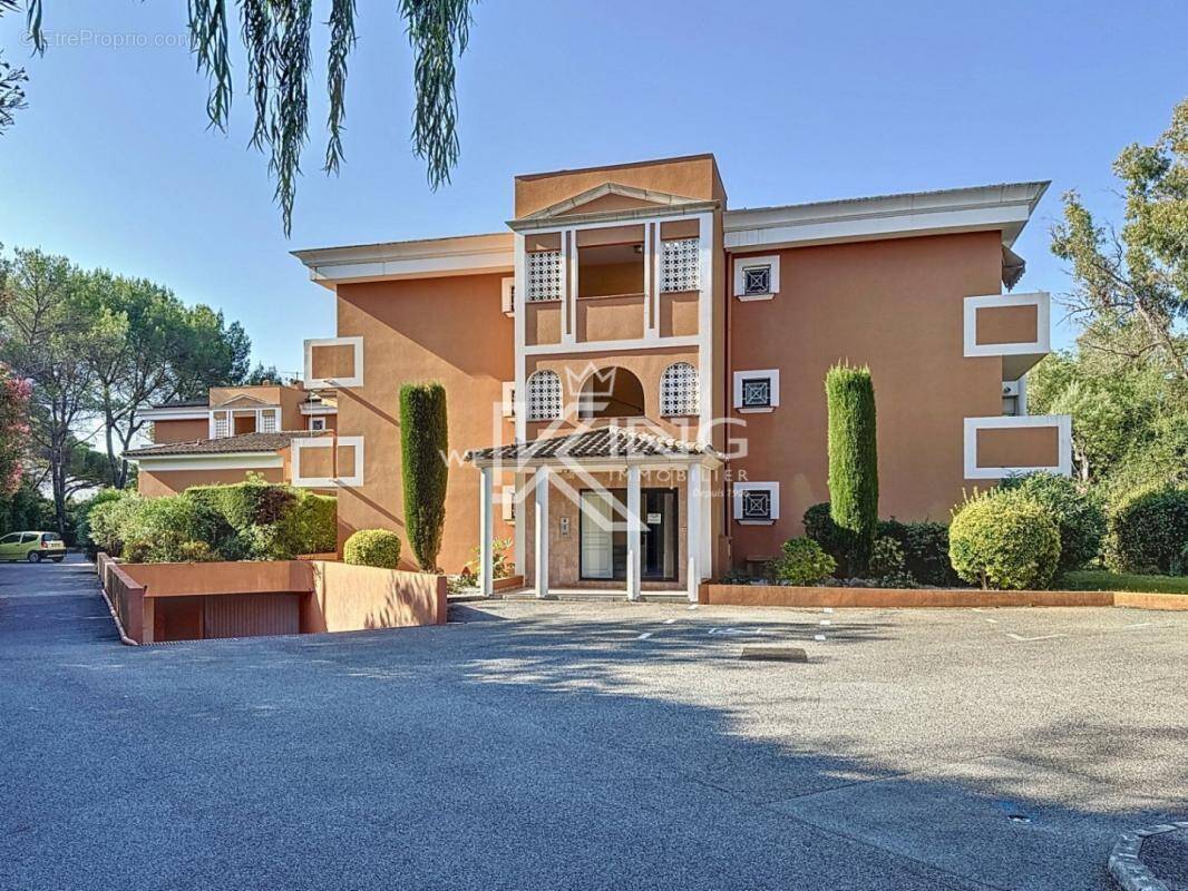 Appartement à SAINT-RAPHAEL