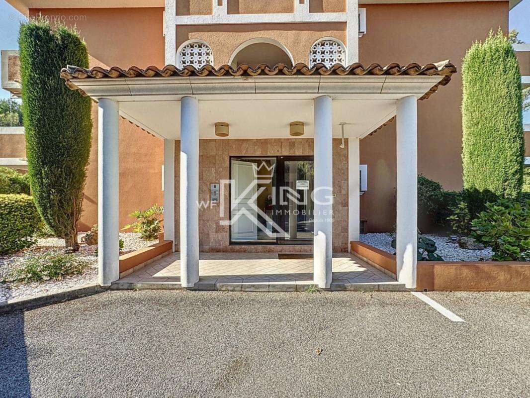 Appartement à SAINT-RAPHAEL