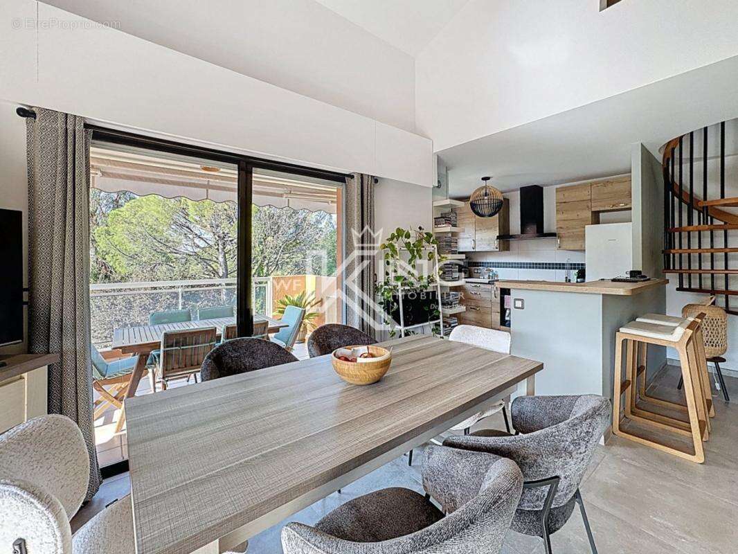 Appartement à SAINT-RAPHAEL