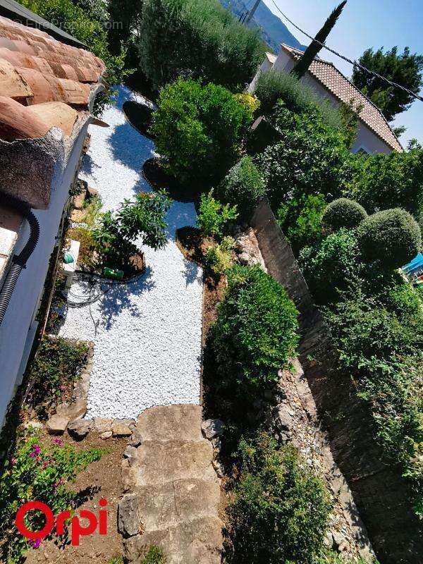 Maison à LA CADIERE-D&#039;AZUR