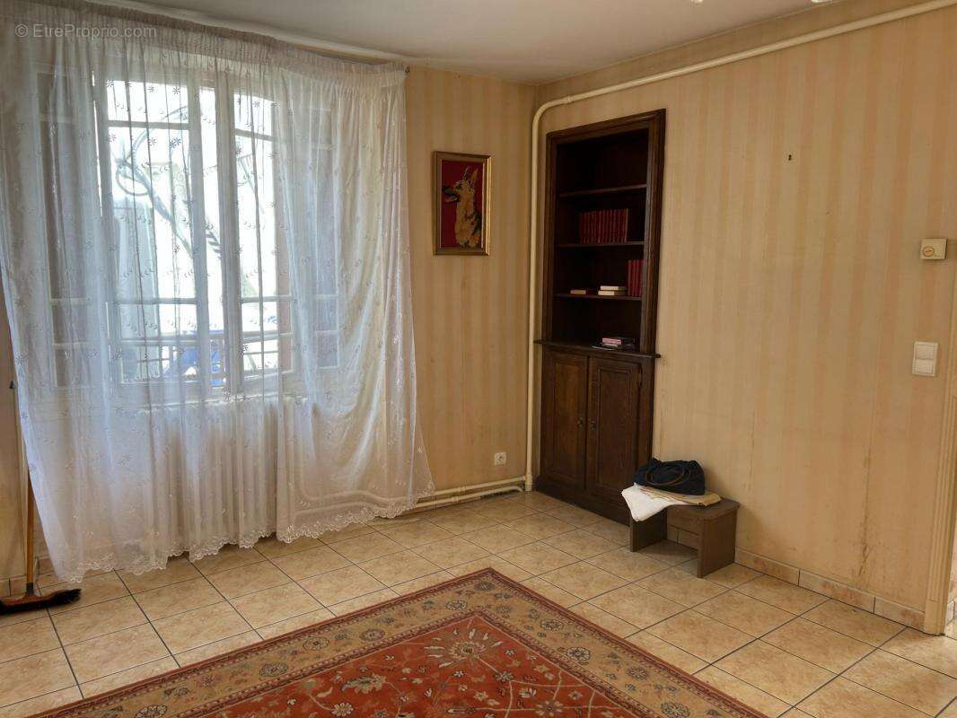 Maison à SAINT-MARCEL