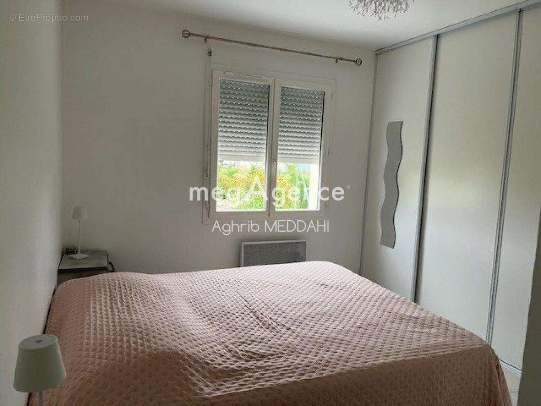 Maison à BOUTENAC-TOUVENT