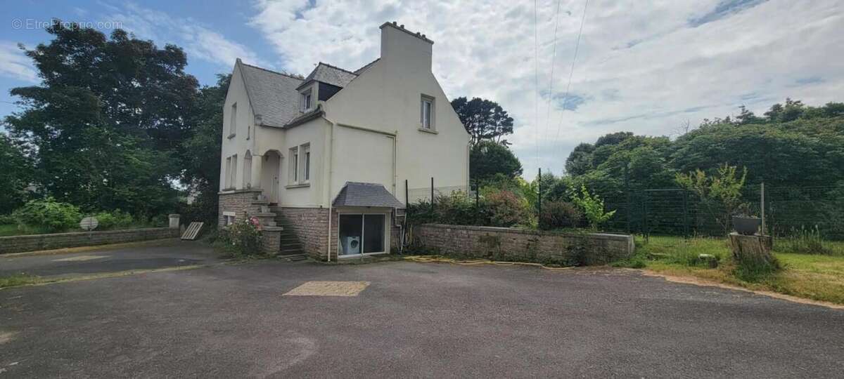 Maison à PLOUDANIEL