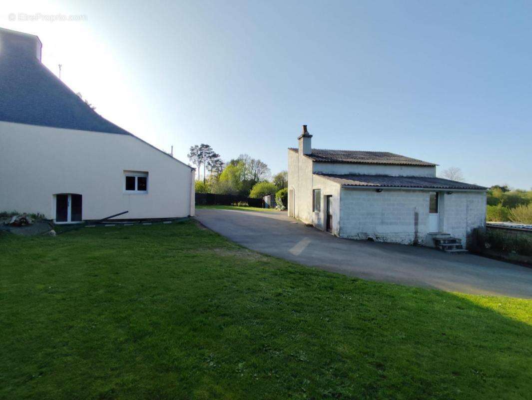 Maison à LANGUIDIC