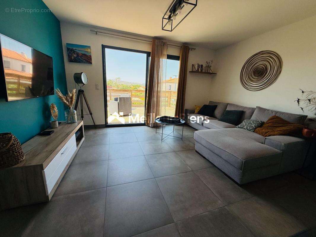 Maison à PEYRESTORTES