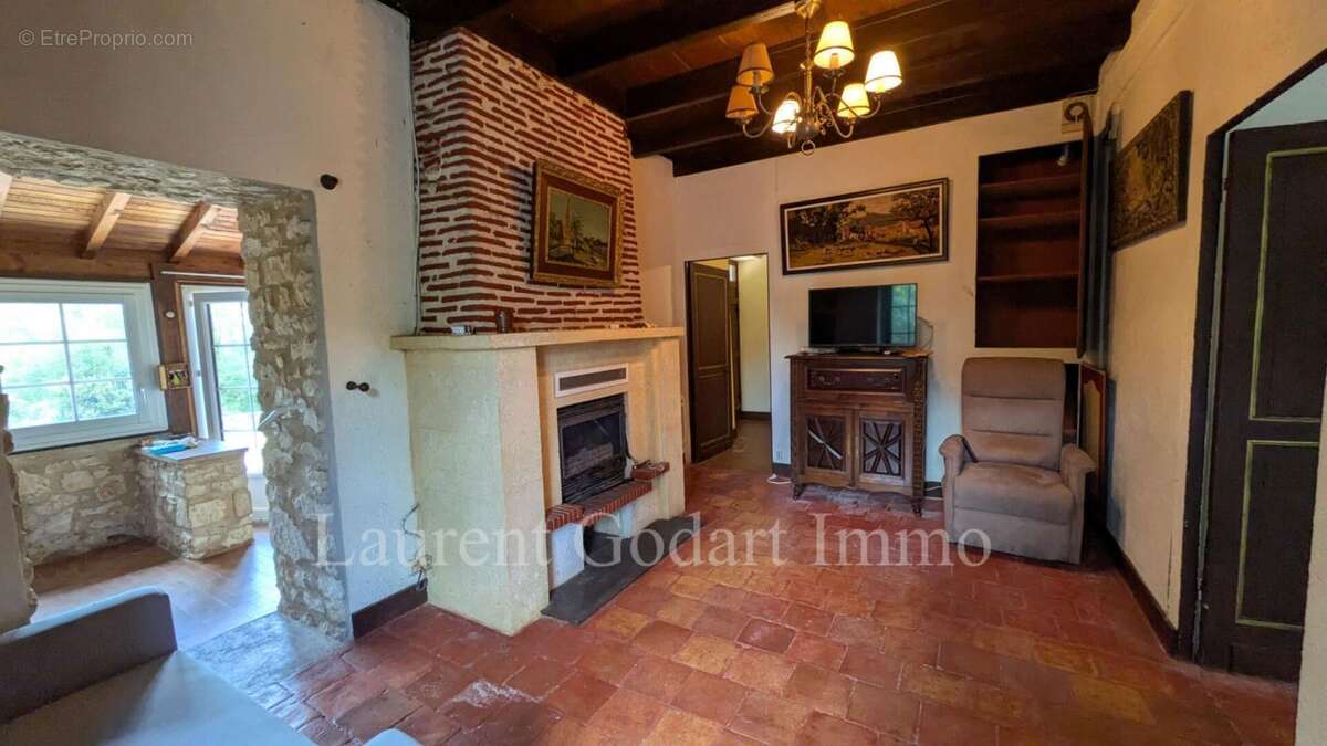 Maison à CASTILLONNES