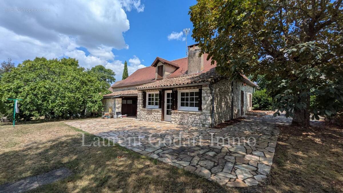 Maison à CASTILLONNES