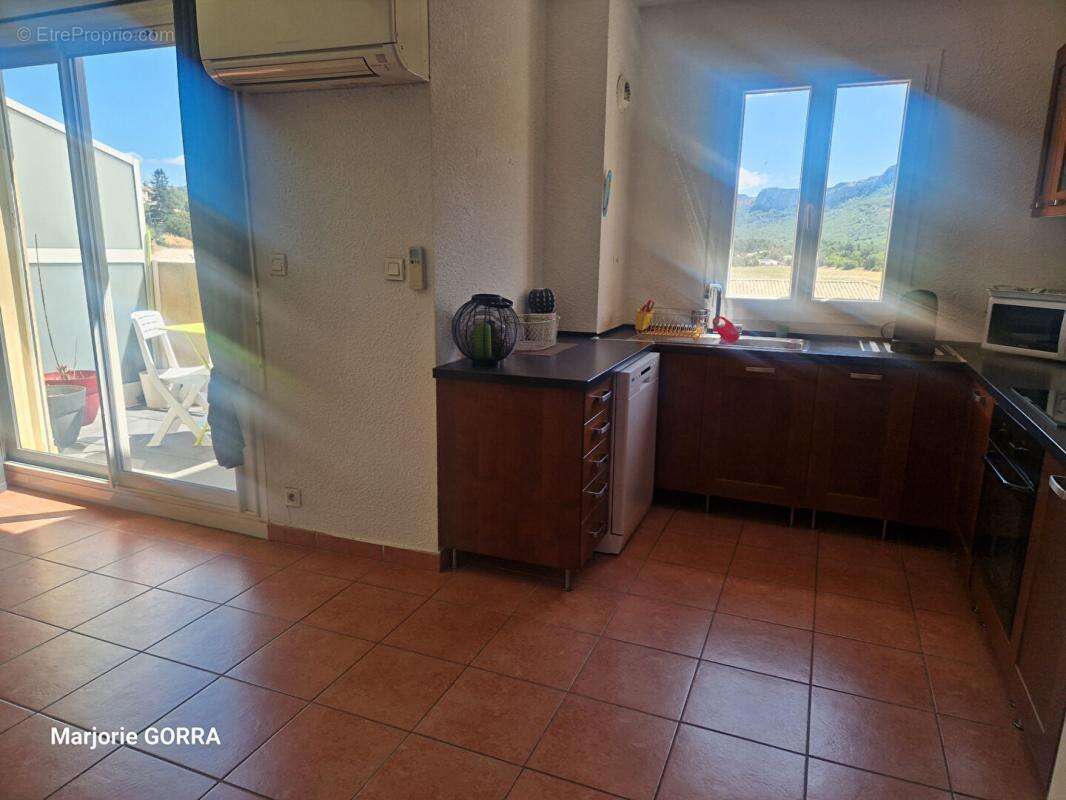 Appartement à PLAN-D&#039;AUPS-SAINTE-BAUME