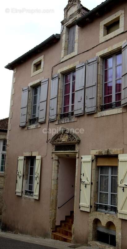 Maison à LECTOURE