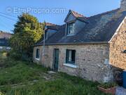 Maison à MELLIONNEC