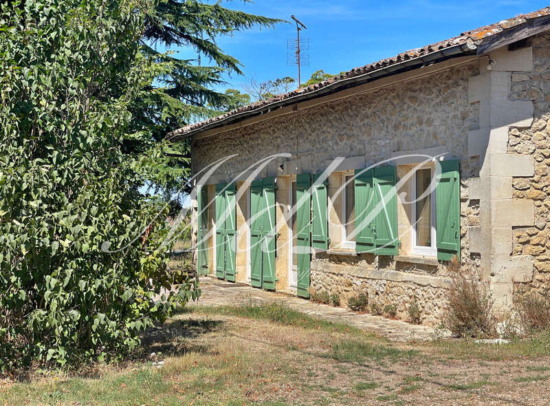Maison à BONNEVILLE-ET-SAINT-AVIT-DE-FUMADIERES