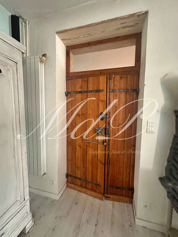 Maison à BONNEVILLE-ET-SAINT-AVIT-DE-FUMADIERES