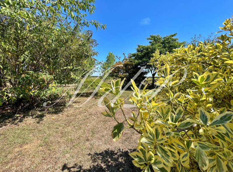 Maison à BONNEVILLE-ET-SAINT-AVIT-DE-FUMADIERES