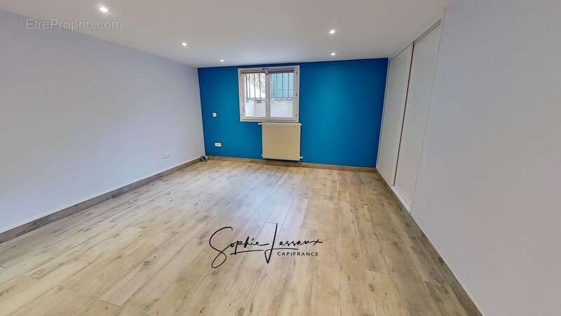 Maison à LA CELLE-SAINT-CLOUD