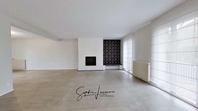 Maison à LA CELLE-SAINT-CLOUD