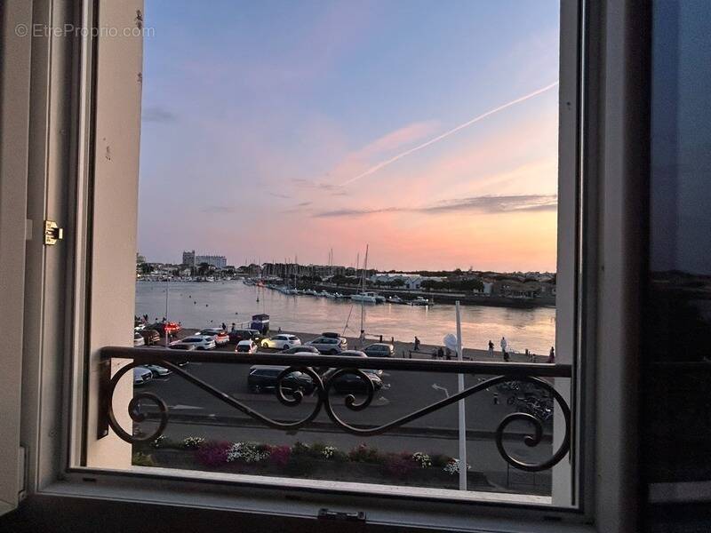 Commerce à SAINT-GILLES-CROIX-DE-VIE