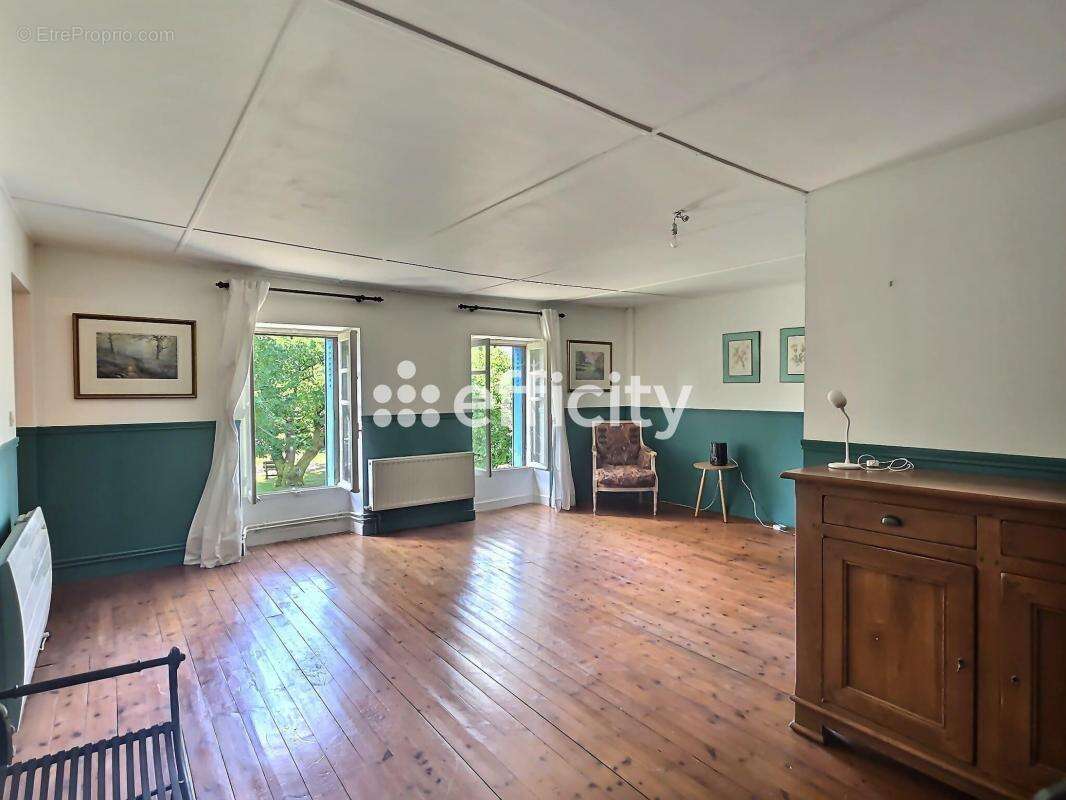 Maison à DOEUIL-SUR-LE-MIGNON