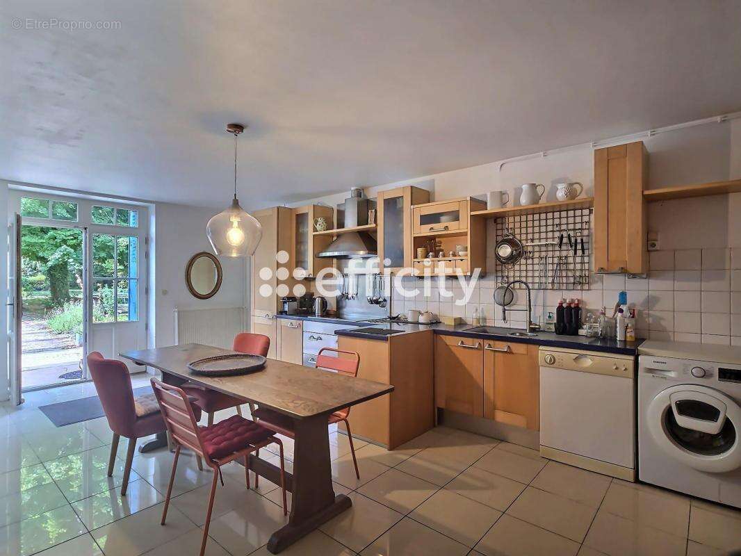 Maison à DOEUIL-SUR-LE-MIGNON