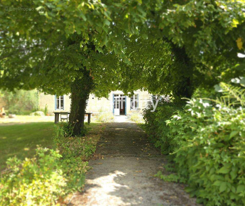Maison à DOEUIL-SUR-LE-MIGNON