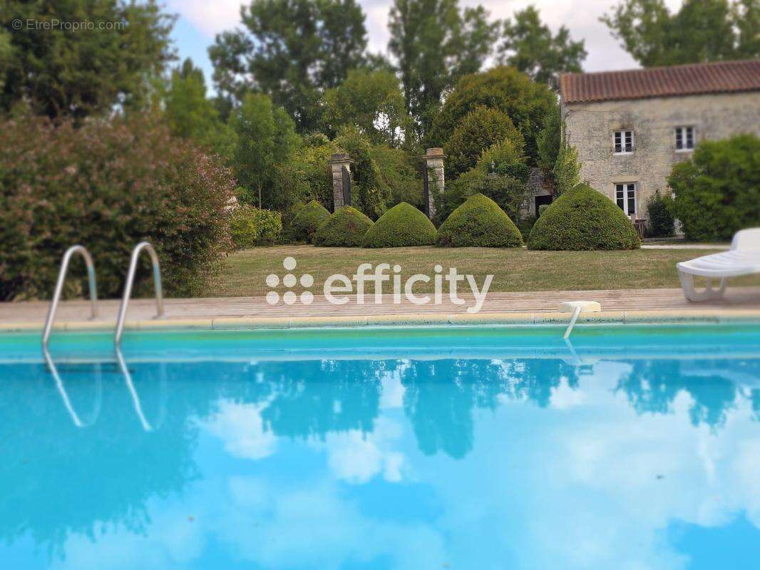 Maison à DOEUIL-SUR-LE-MIGNON