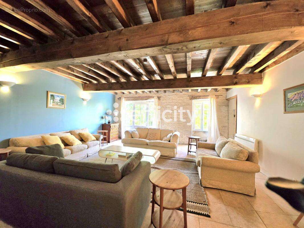 Maison à DOEUIL-SUR-LE-MIGNON