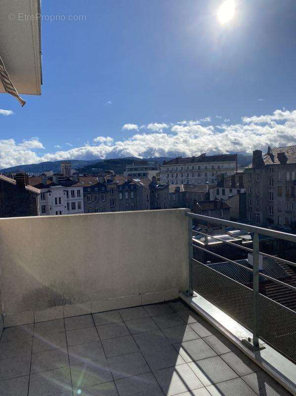 Appartement à SAINT-ETIENNE