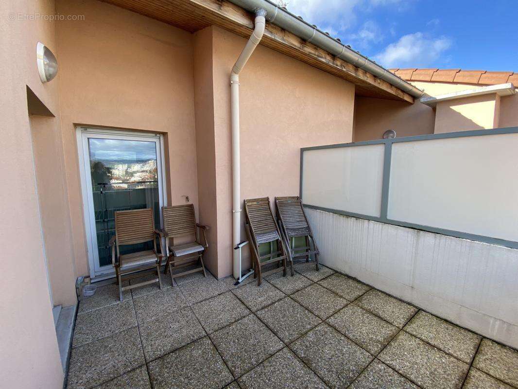 Appartement à SAINT-ETIENNE