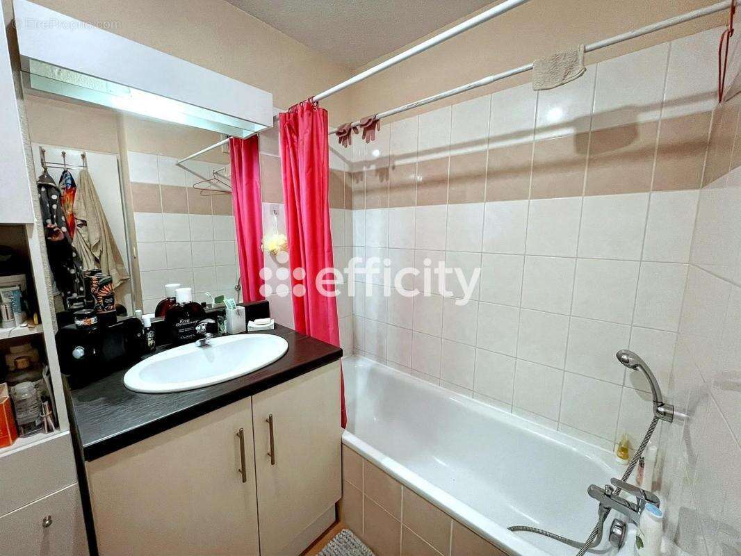 Appartement à PORT-SAINTE-FOY-ET-PONCHAPT