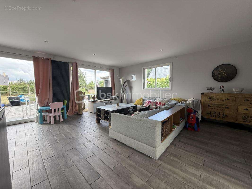 Maison à PONT-L&#039;EVEQUE