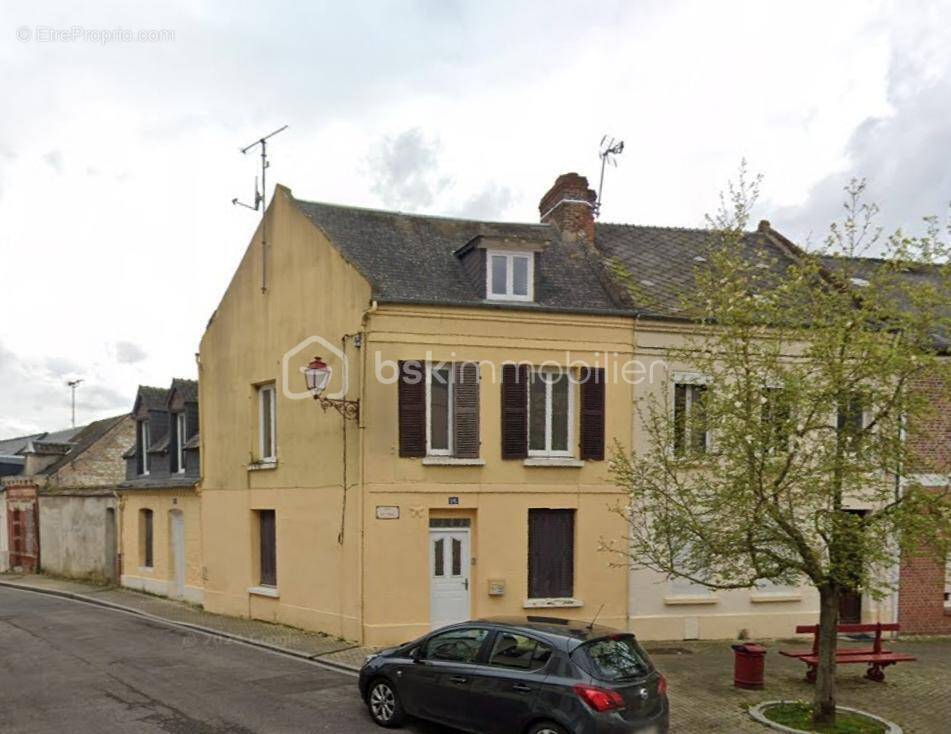 Appartement à MARLE