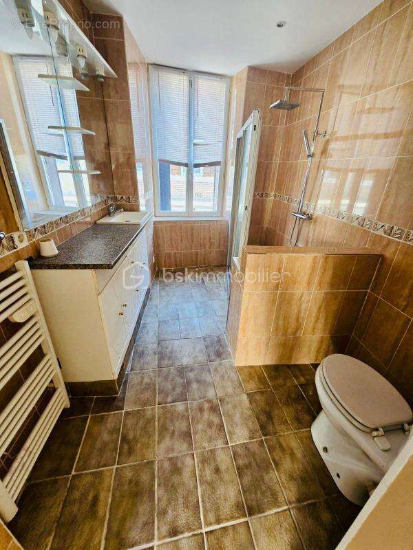 Appartement à MARLE