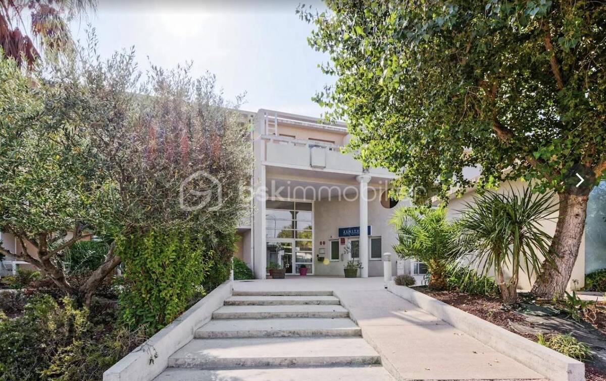 Appartement à SIX-FOURS-LES-PLAGES