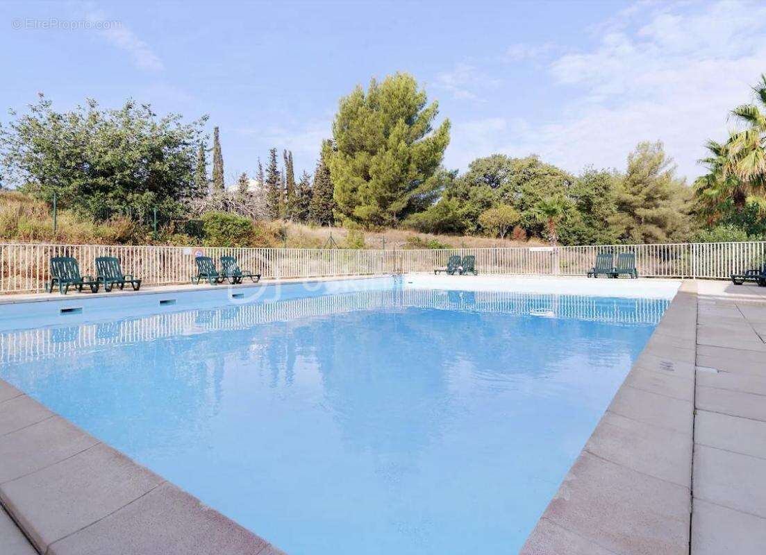 Appartement à SIX-FOURS-LES-PLAGES