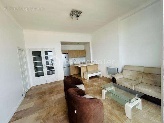 Appartement à THEOULE-SUR-MER