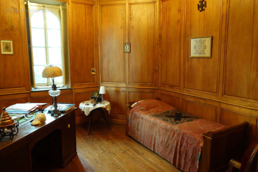 Maison à MONTELIMAR