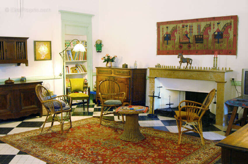 Maison à MONTELIMAR