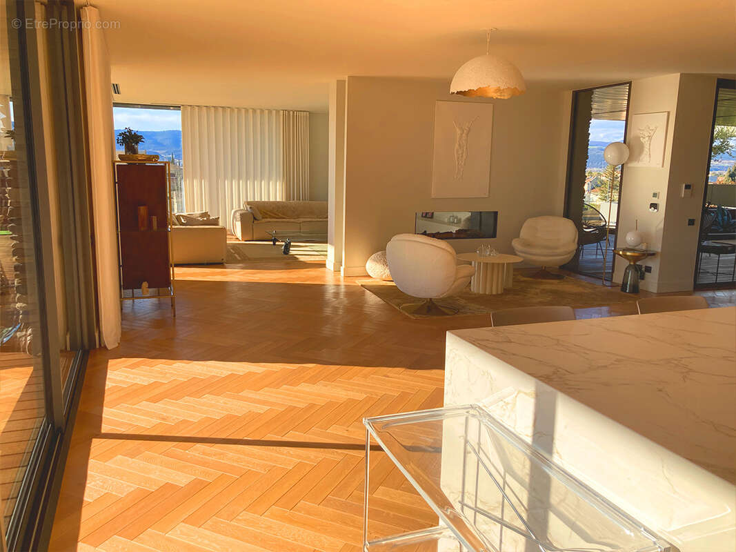 Appartement à MONTELIMAR