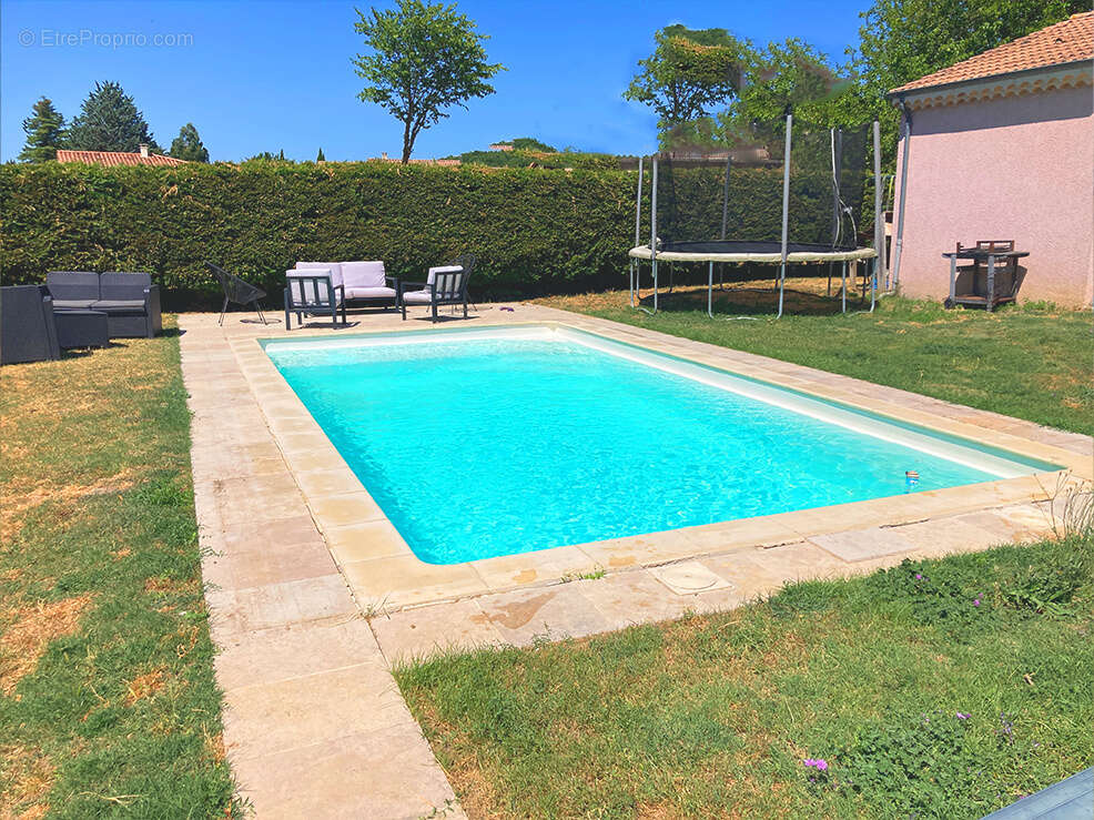 Maison à LA BEGUDE-DE-MAZENC