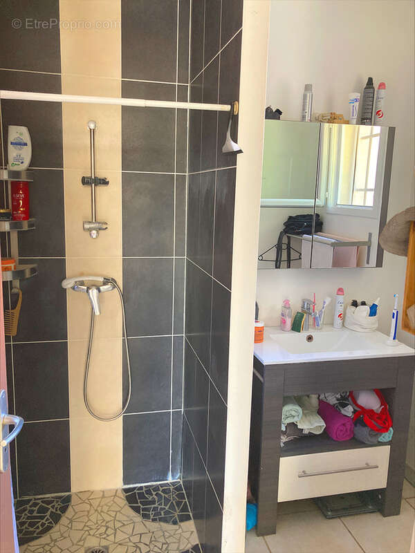 Maison à LA BEGUDE-DE-MAZENC