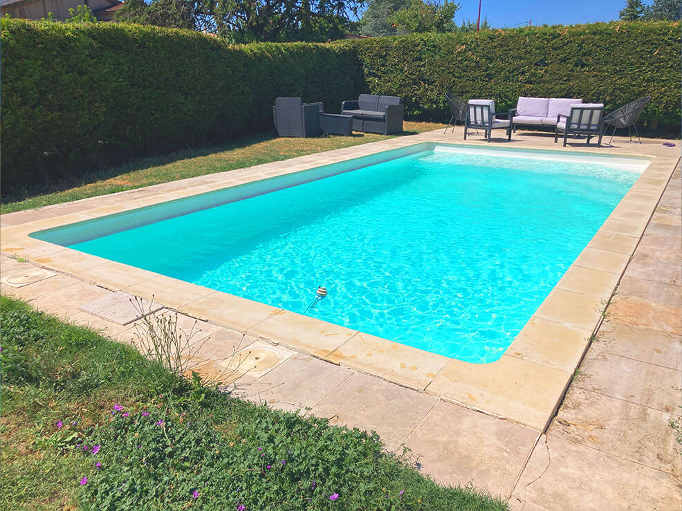 Maison à LA BEGUDE-DE-MAZENC