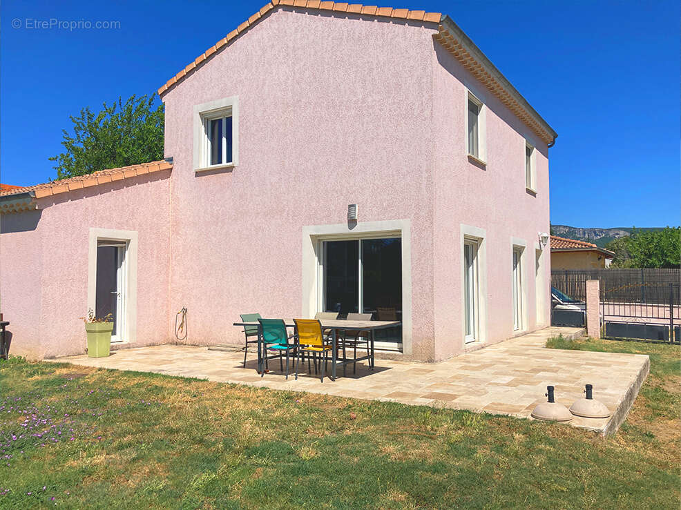 Maison à LA BEGUDE-DE-MAZENC