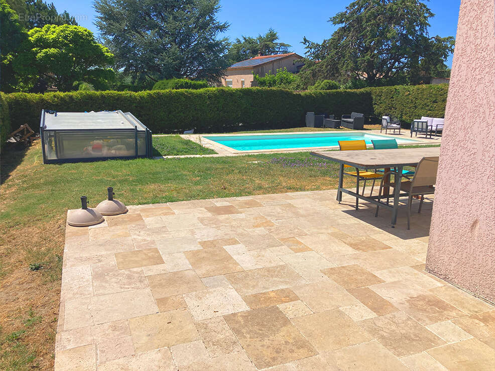 Maison à LA BEGUDE-DE-MAZENC