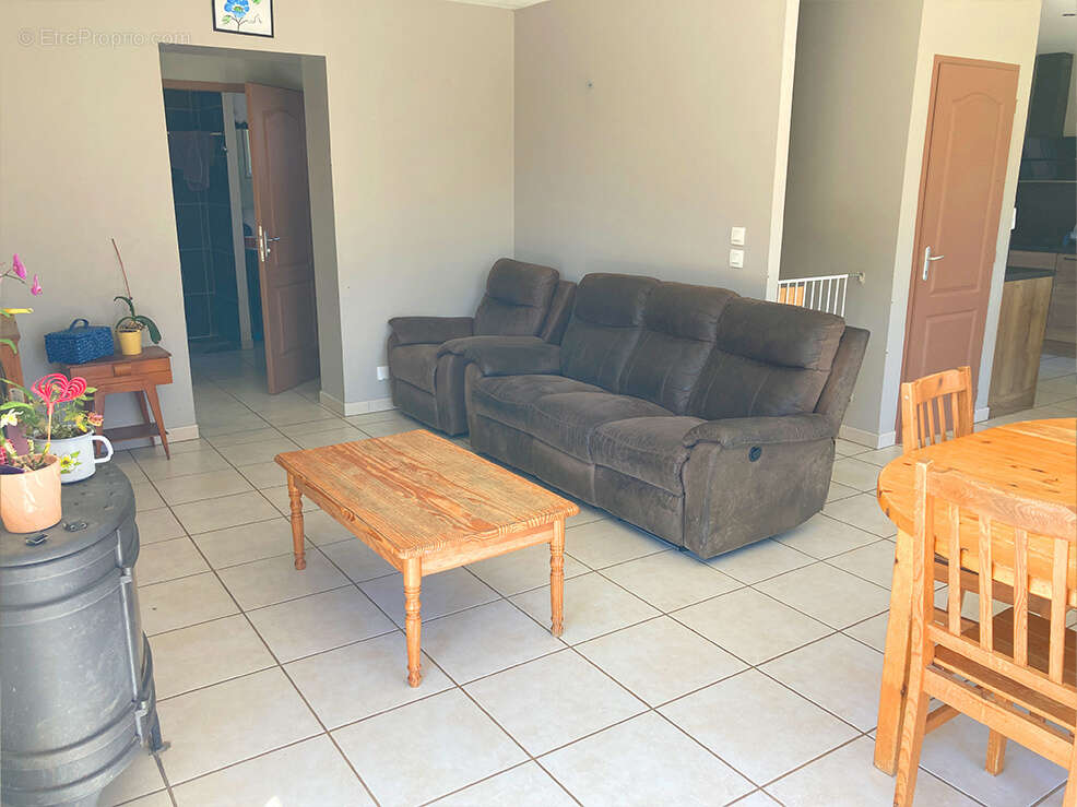 Maison à LA BEGUDE-DE-MAZENC